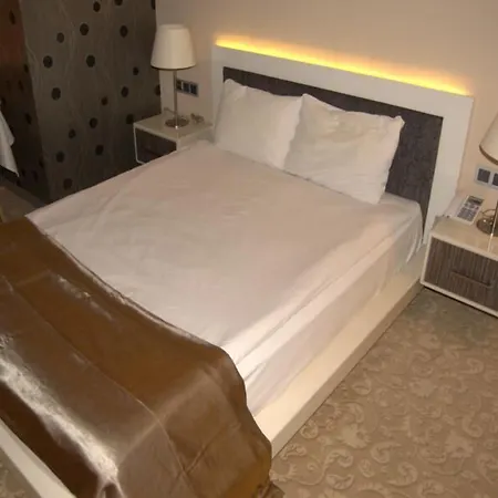 Ayata Otel